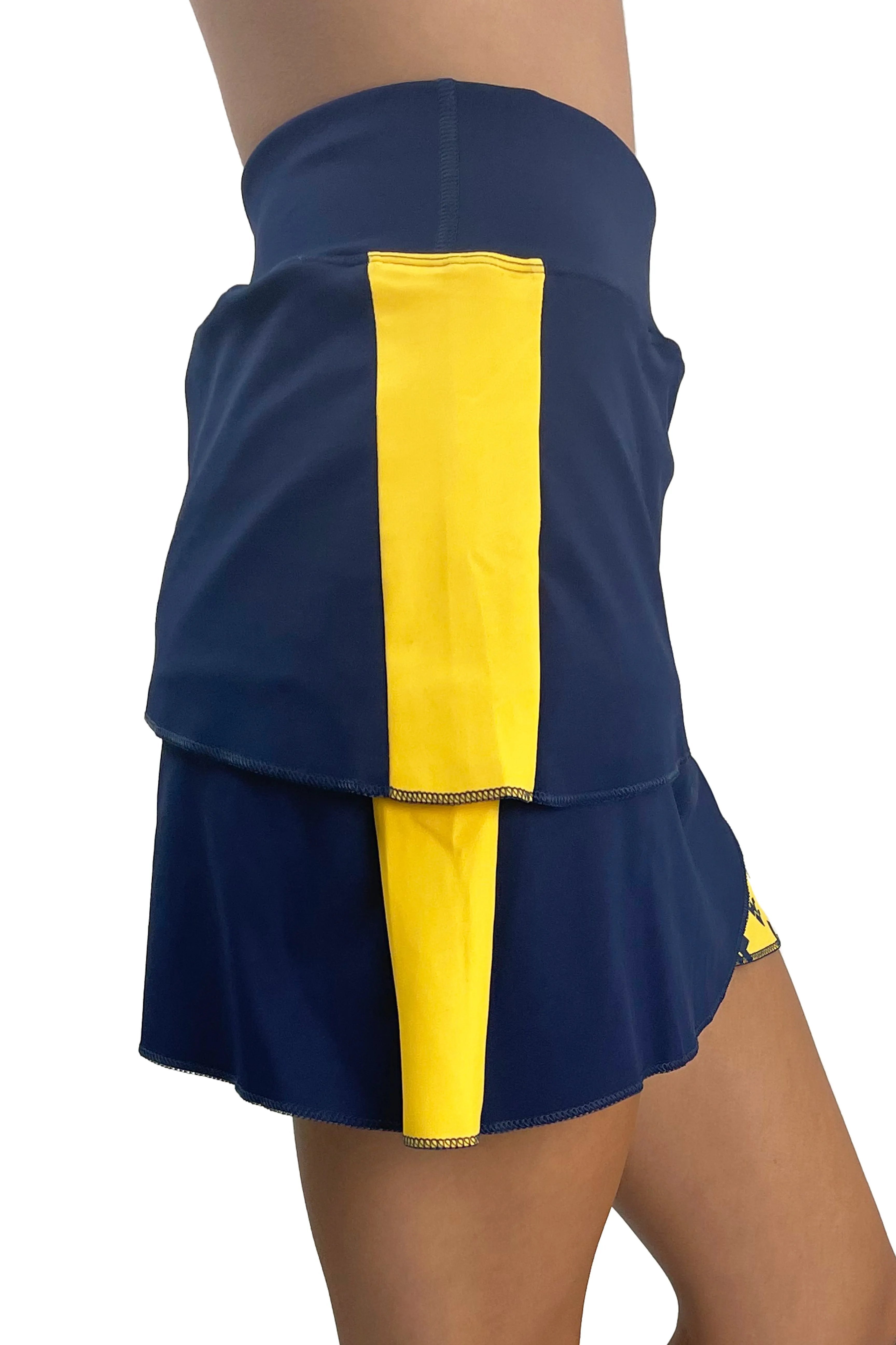 923 - West Virginia University Flying WV Performance Skort/Navy