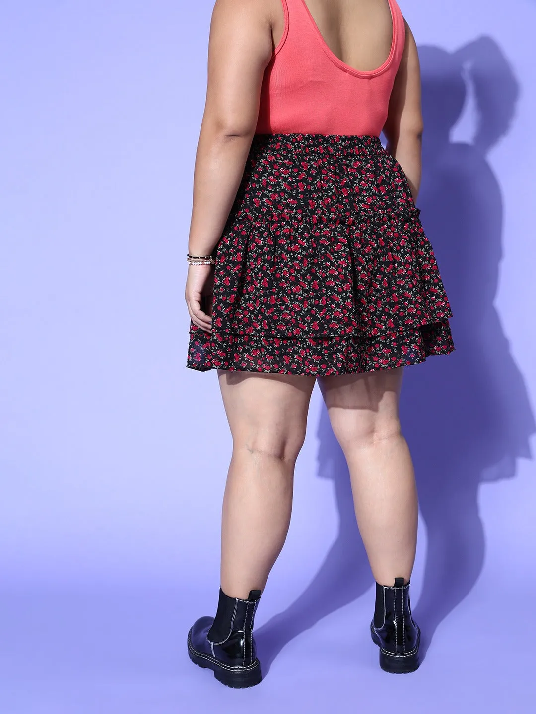 Berrylush Women Plus Size Black & Red Floral Printed High-Rise Waist Layered A-Line Mini Skirt