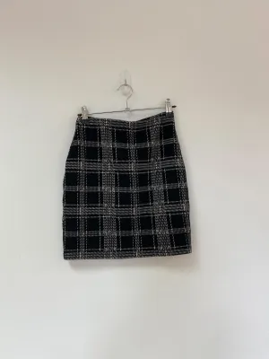 Black and white tartan mini pencil skirt, New Look, Size 6 (Viscose, Polyester, Elastane, Cotton)