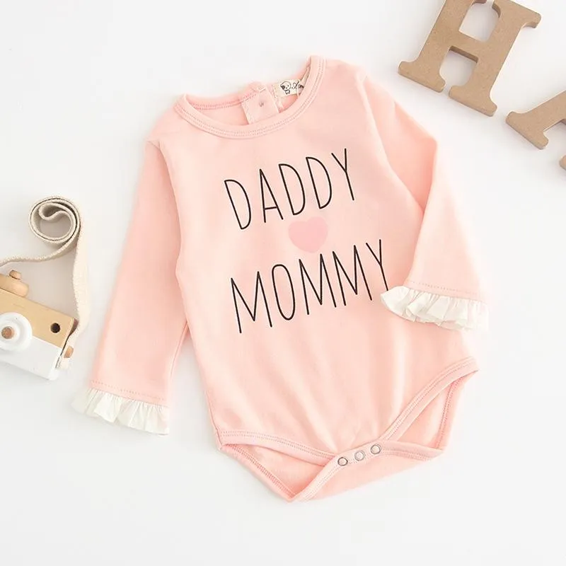 DADDY MOMMY Letters Print Ruffle-cuff Romper Bodysuit Spanish Style Baby Clothes