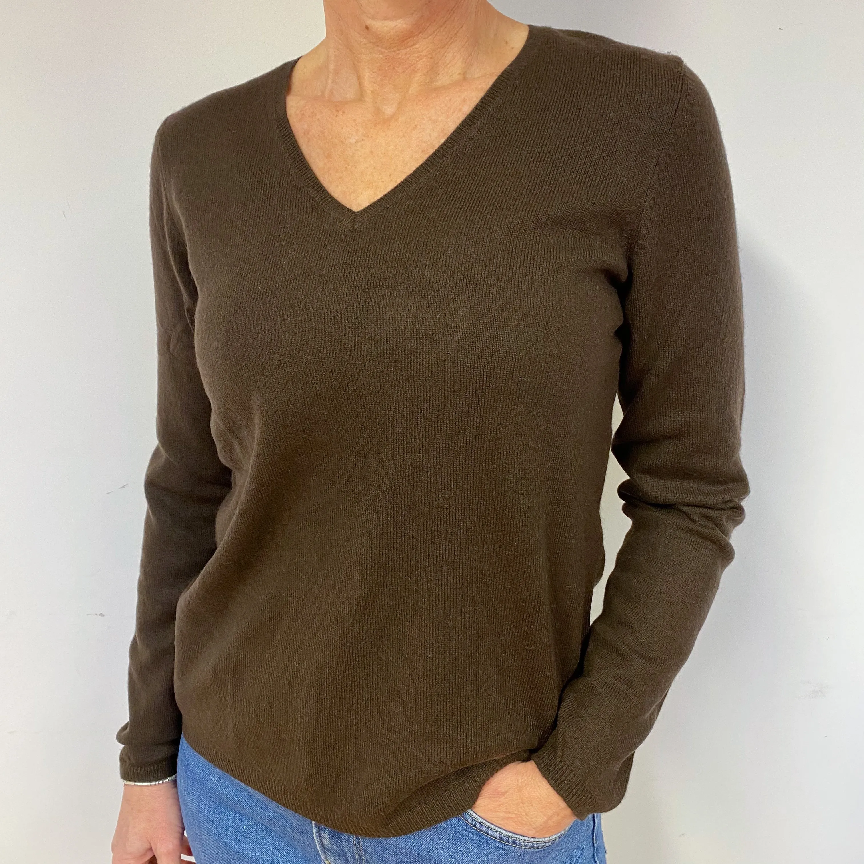 Dark Chocolate Brown Cashmere V-Neck Jumper Medium