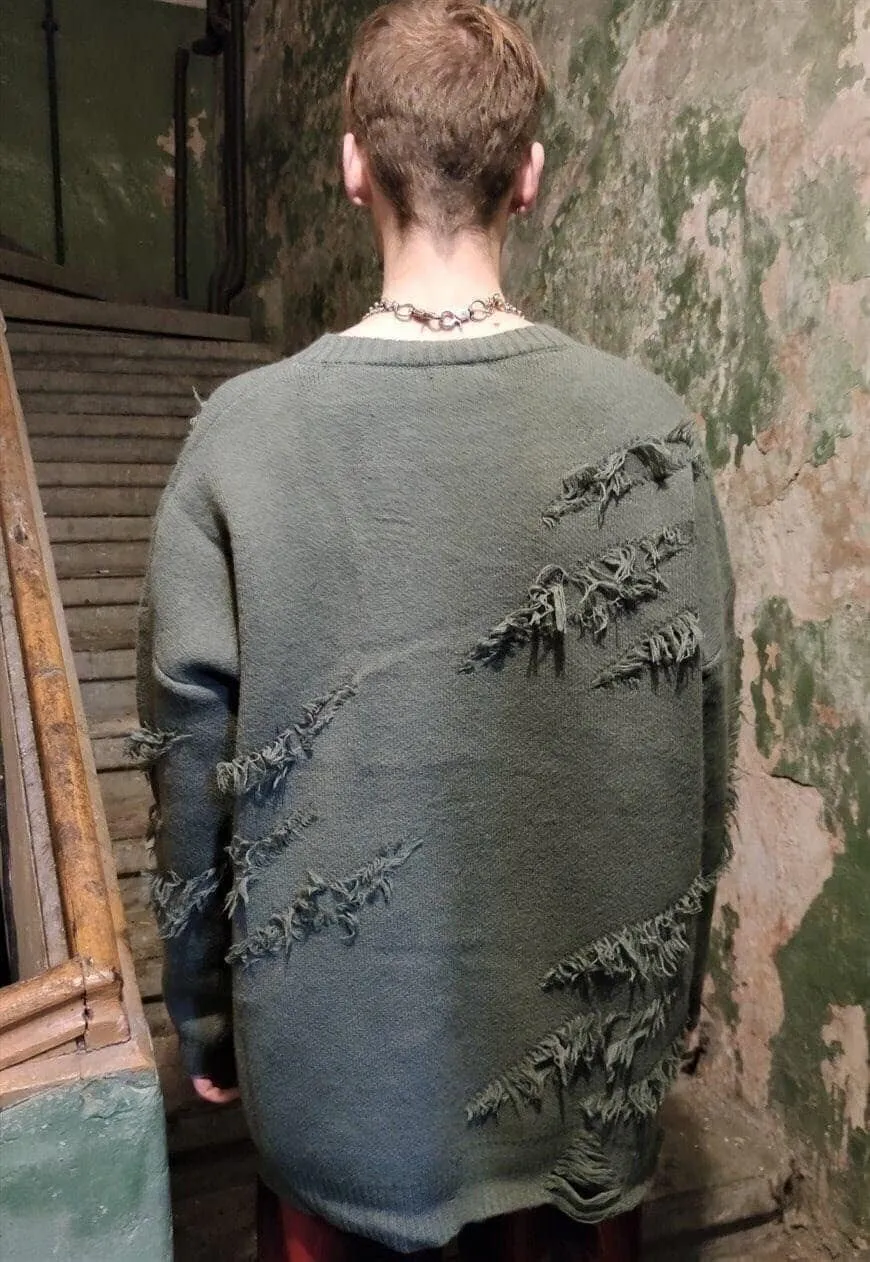 Distressed knitted sweater ripped premium jumper in green