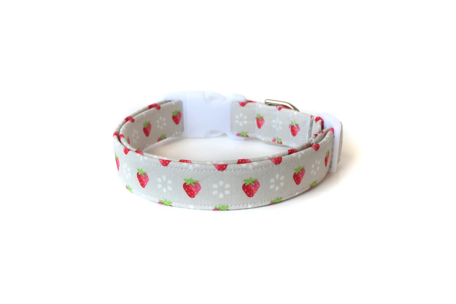 Gray Strawberries Dog Collar