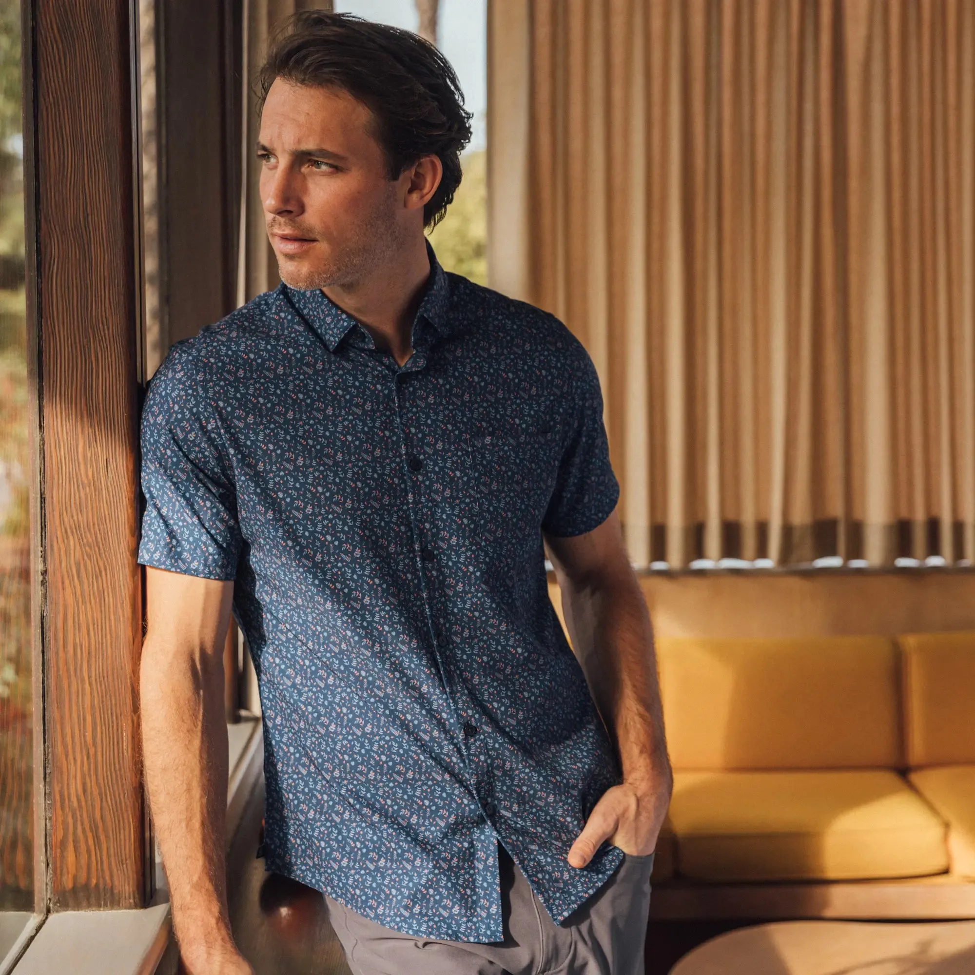 Men's Mizzen   Main | Leeward Classic Short Sleeve | Deep Ocean Palm Print