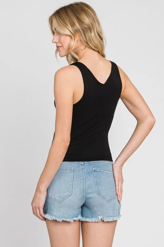 SLEEVELESS LINED V-NECKLINE TANK (BLACK)