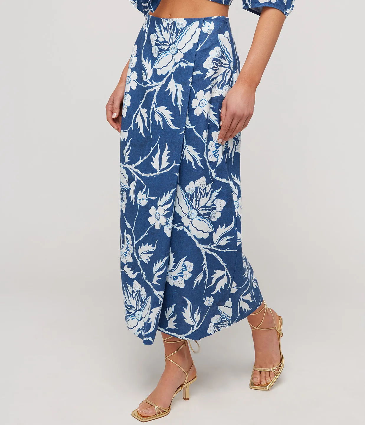 Sunja Maxi Skirt in Navy White