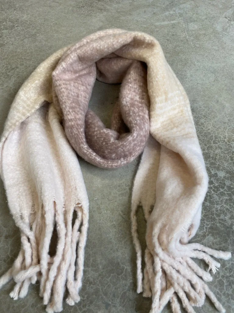 SUNSET SCARF IN NUDE TONES