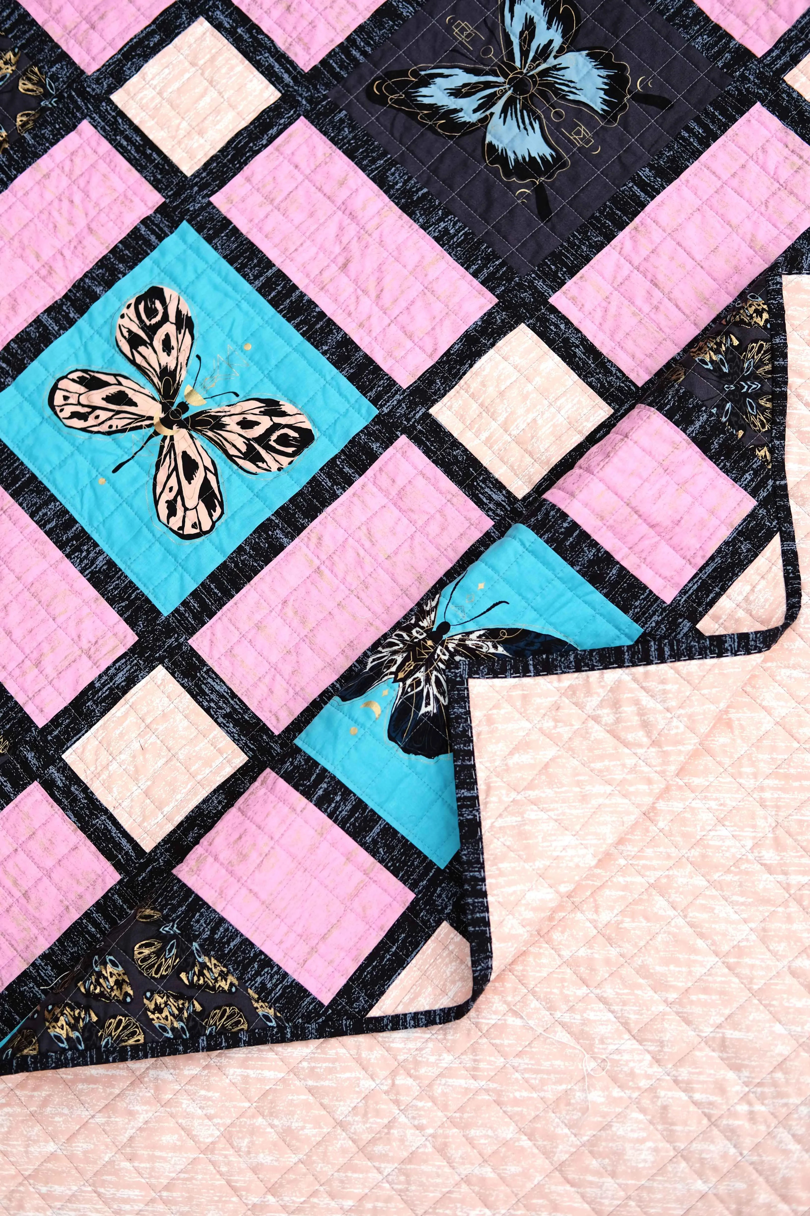 The Delilah Quilt Paper Pattern