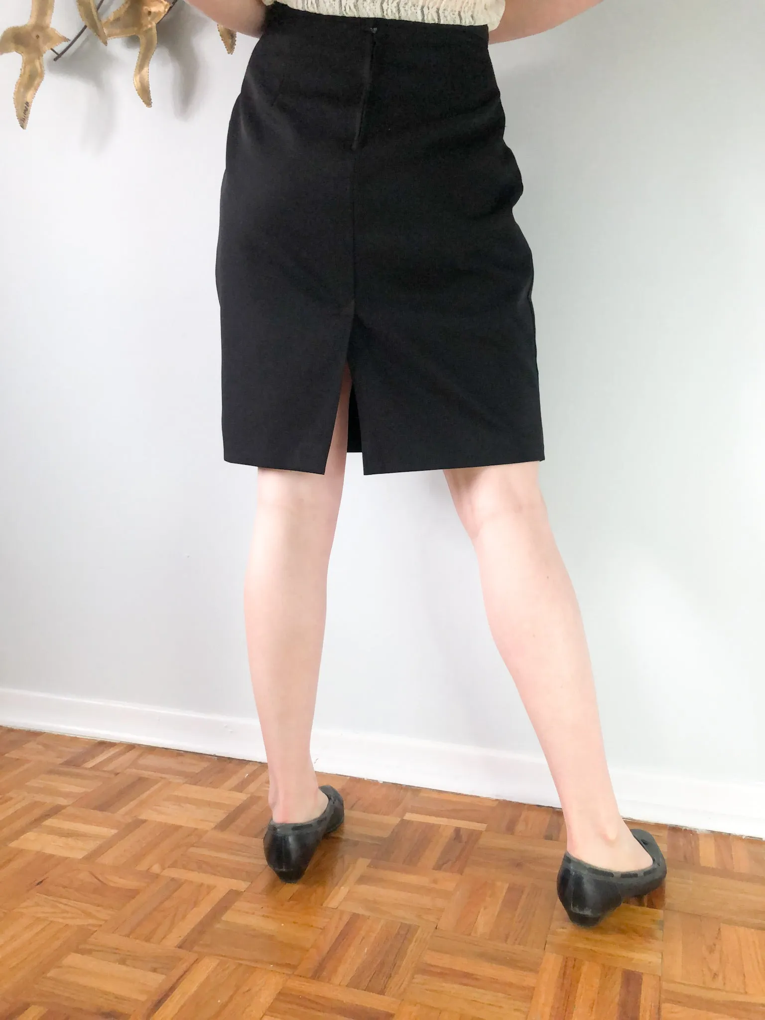 Vintage Classique Collections Black High Waist Pencil Skirt - Small