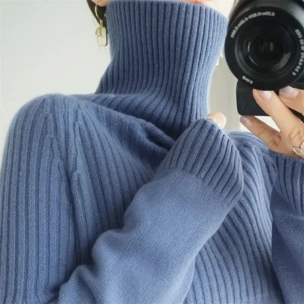 Women's Casual Turtleneck Jumper with a Textured Pattern | Ideal for Autumn/Winter