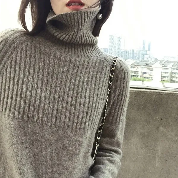 Women's Casual Turtleneck Jumper with a Textured Pattern | Ideal for Autumn/Winter